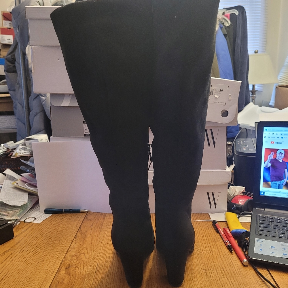 Ladies high Fashion boots